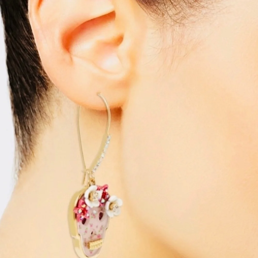 Betsey Johnson product details